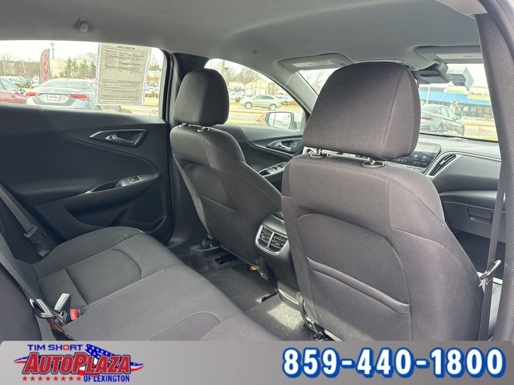 Used 2024 Chevrolet Malibu LT image 38