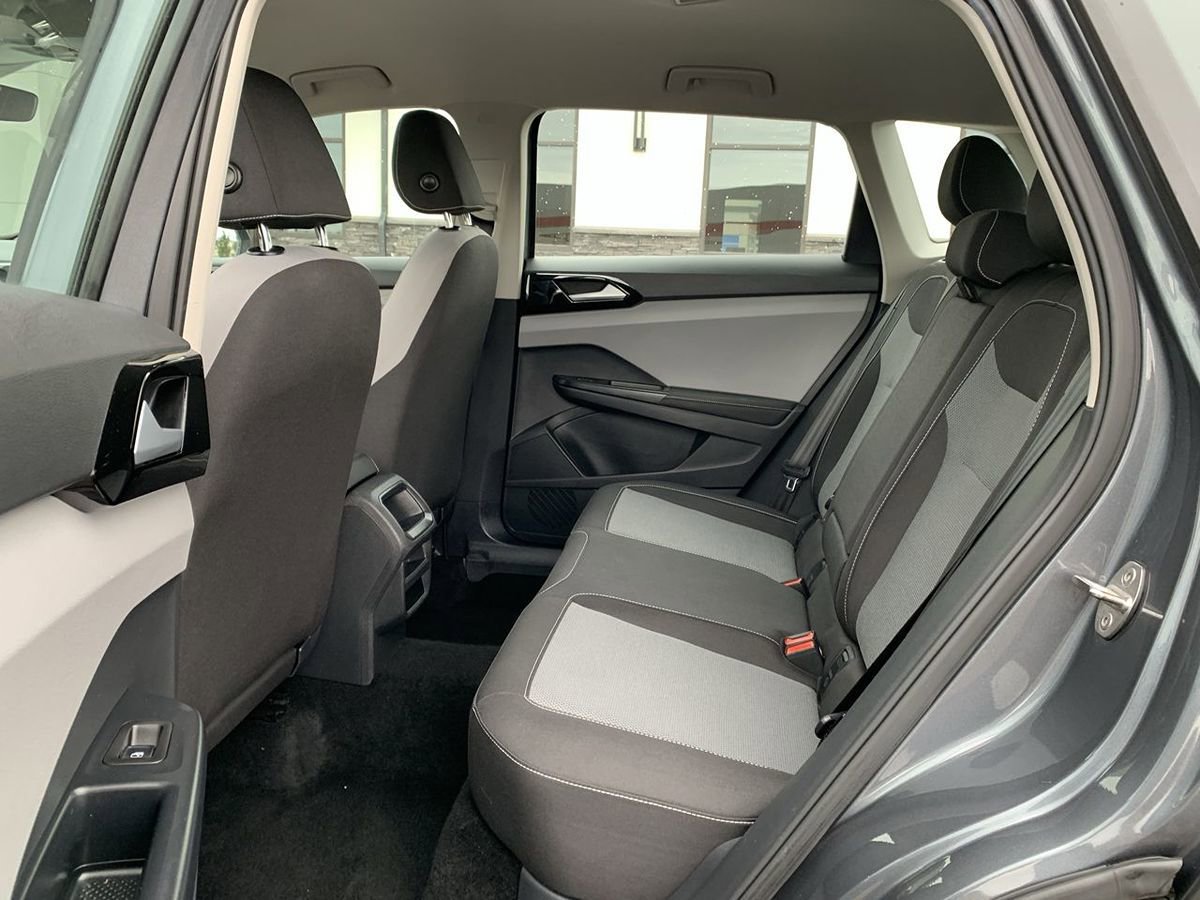 Used 2024 Volkswagen Taos S image 25