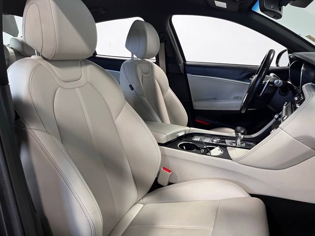 Used 2025 Genesis G70 2.5T RWD image 10