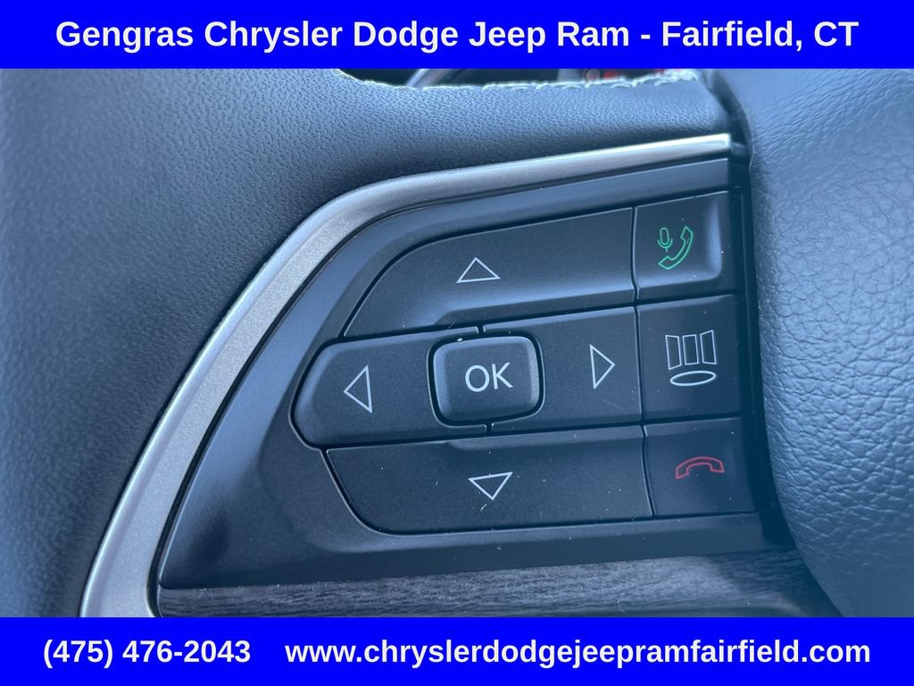Certified 2023 Jeep Grand Cherokee L Limited w/ Black Appearance Package AWD/4WD image 64
