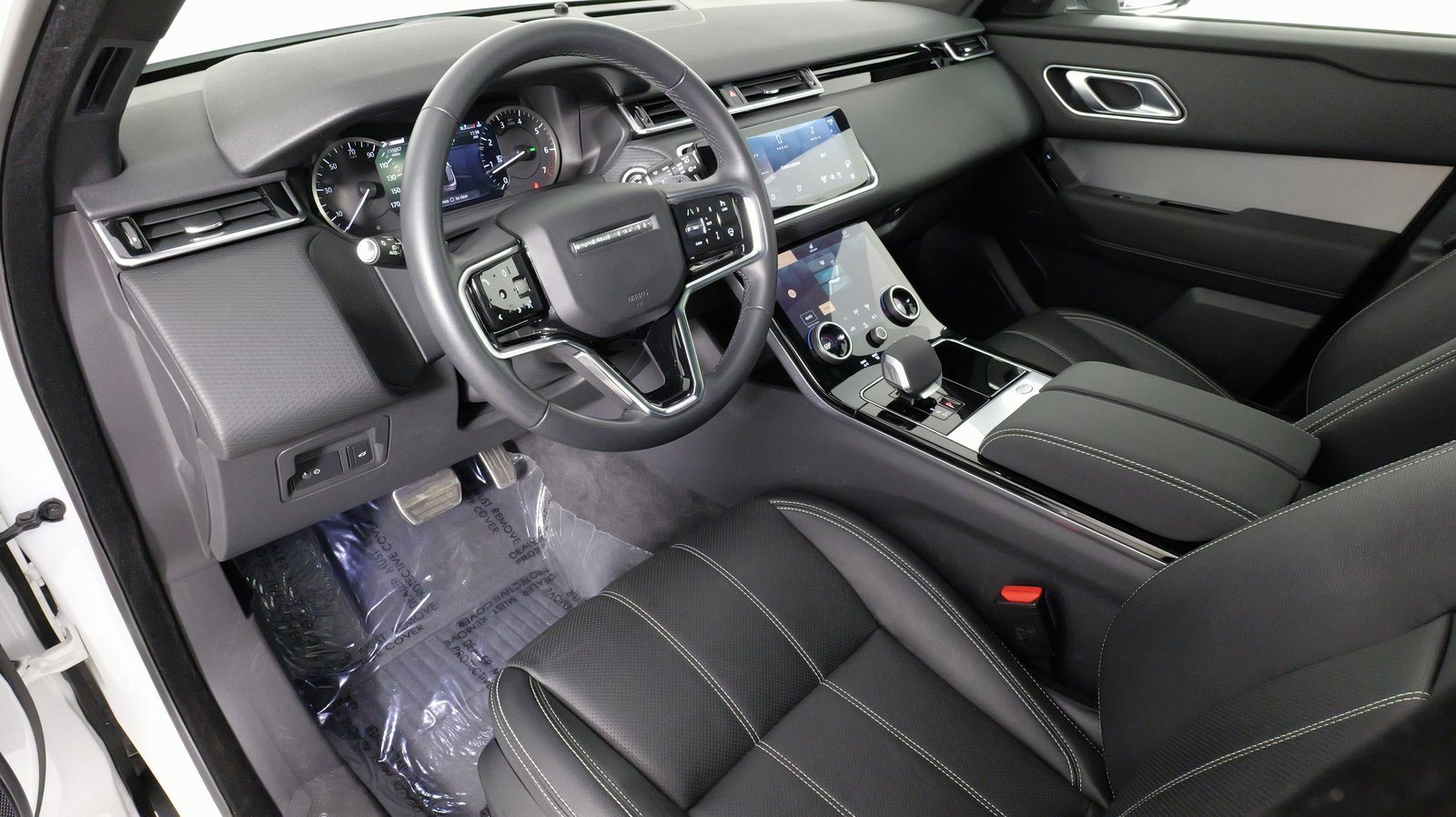 Used 2023 Land Rover Range Rover Velar R-Dynamic S image 27