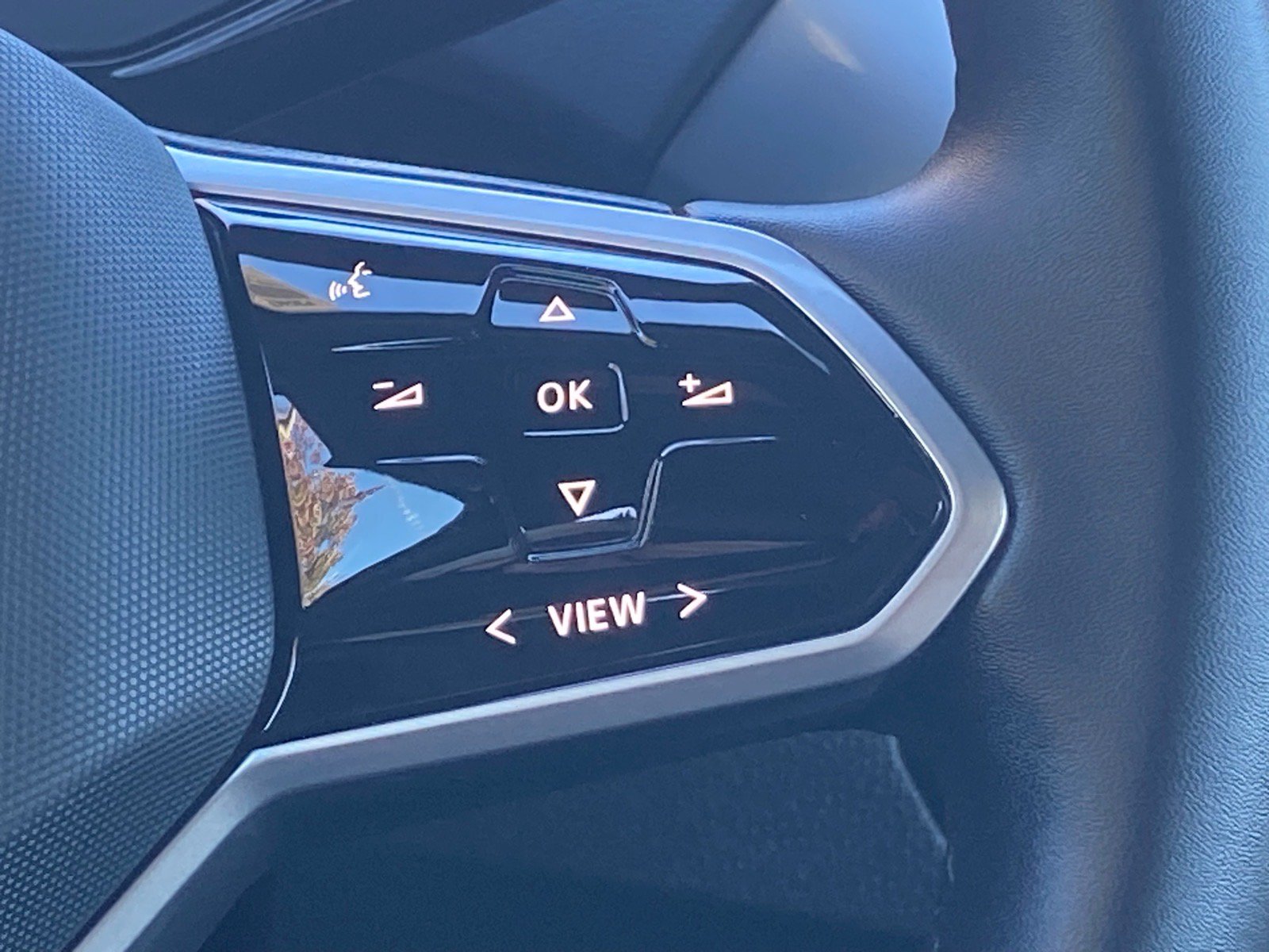 Certified 2023 Volkswagen ID.4 Pro S RWD image 9