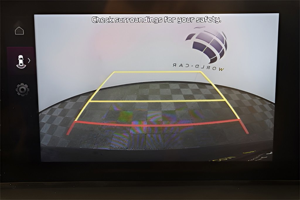 Used 2024 Kia Telluride LX image 33