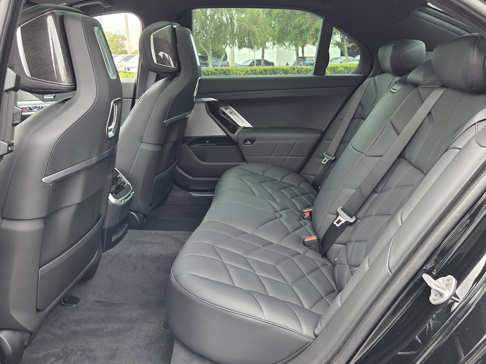 New 2026 BMW 740i xDrive AWD/4WD image 11