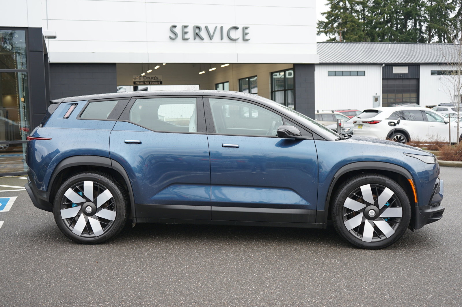 Used 2023 Fisker Ocean One image 3