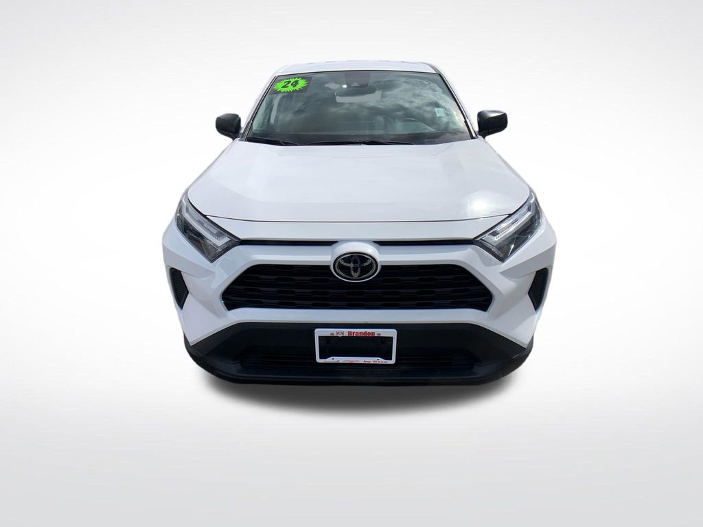 Used 2024 Toyota RAV4 LE image 9