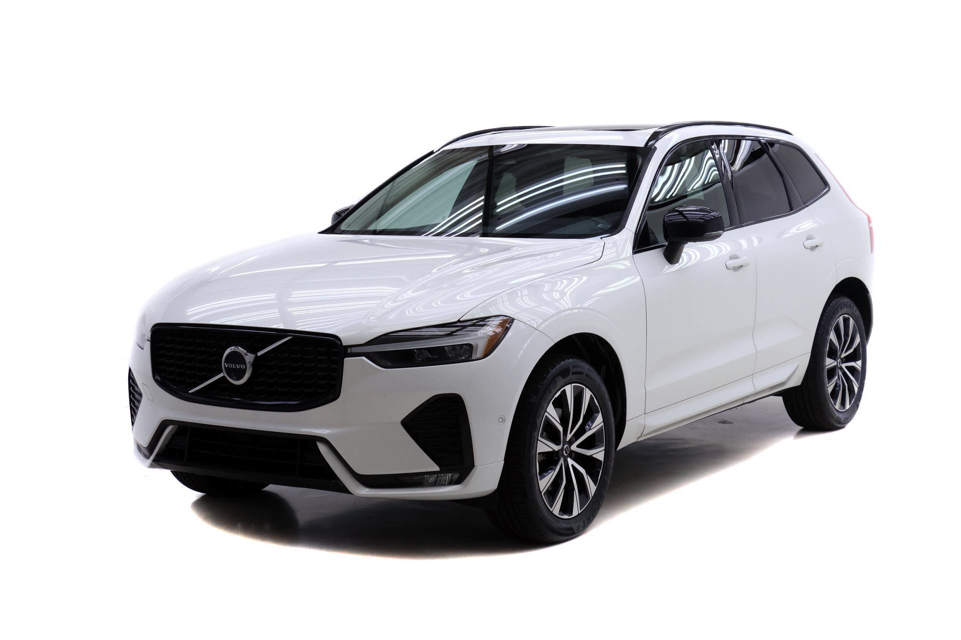 Certified 2024 Volvo XC60 B5 Plus w/ Protection Package Premier AWD/4WD image 1