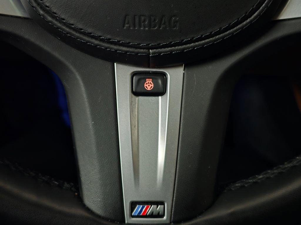 Used 2021 BMW M550i xDrive w/ Executive Package image 37