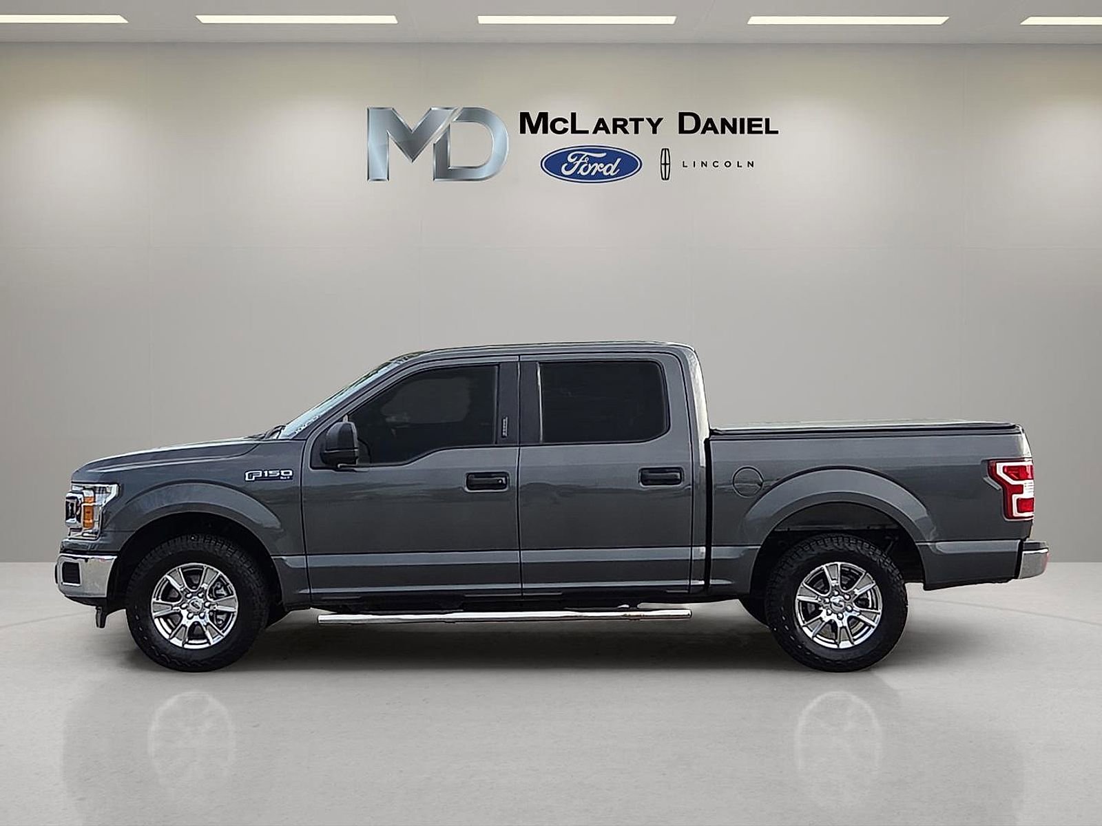 Used 2019 Ford F150 XLT image 3