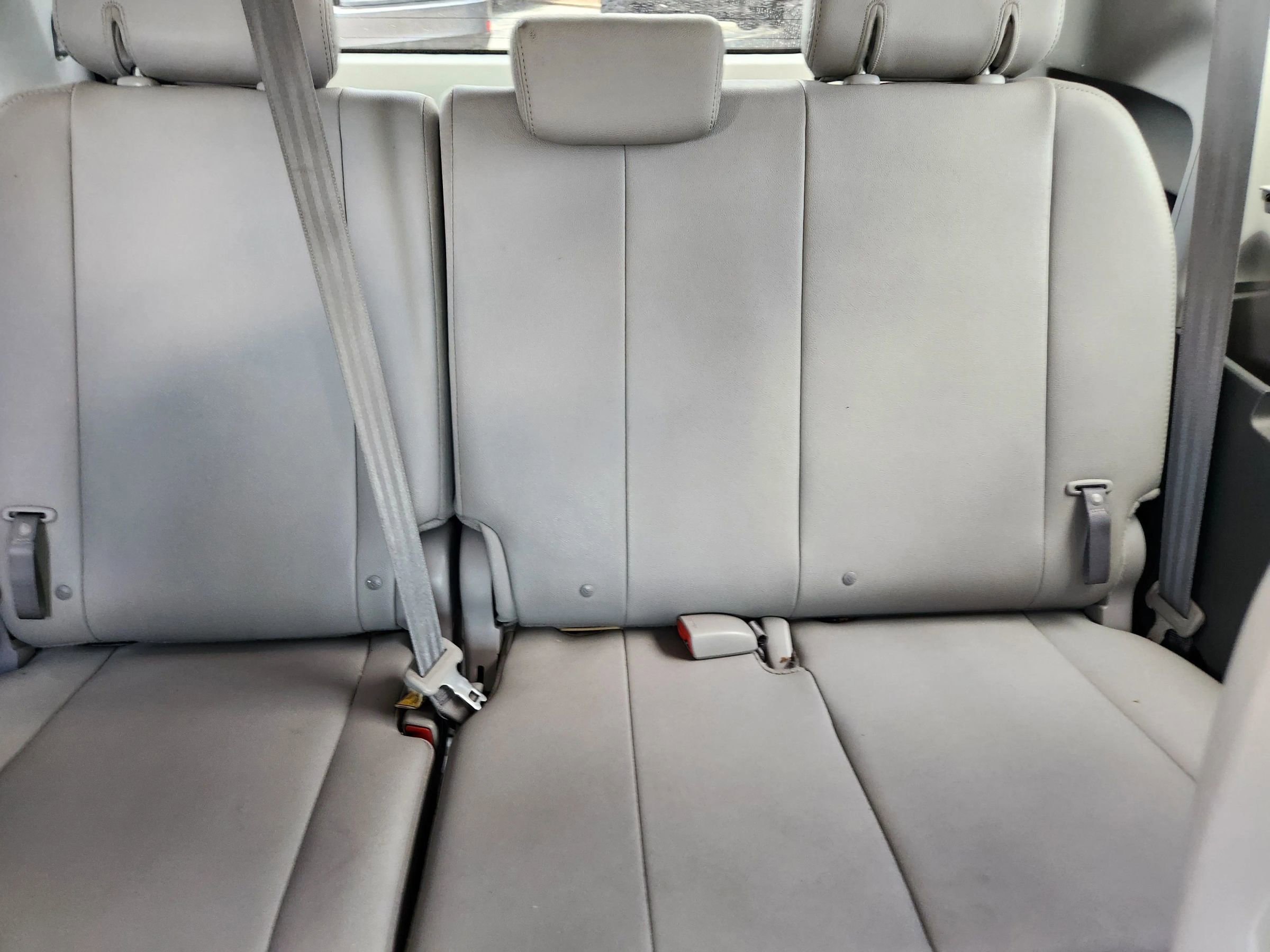 Used 2017 Toyota Sienna XLE w/ XLE Navigation Package FWD image 14