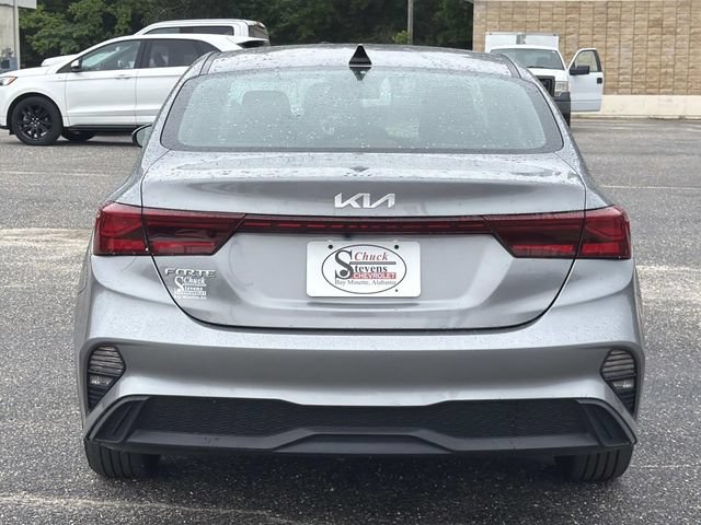 Used 2024 Kia Forte LXS FWD image 12