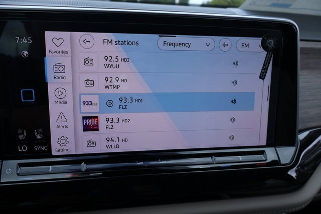 New 2026 Volkswagen Atlas SEL Premium R-Line image 23