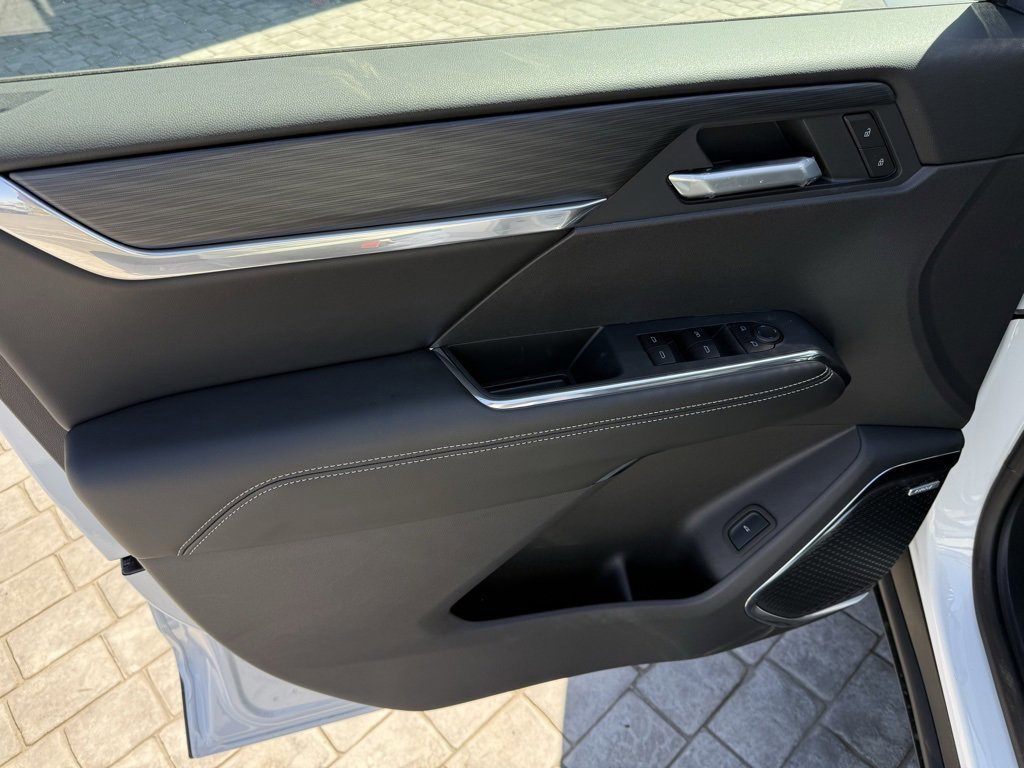 New 2025 GMC Acadia Elevation w/ Elevation Premium Package image 27