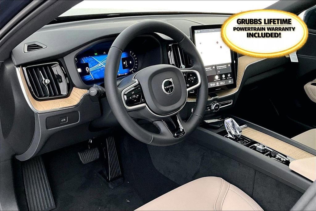 New 2026 Volvo XC60 B5 Plus w/ Protection Package Premier image 31