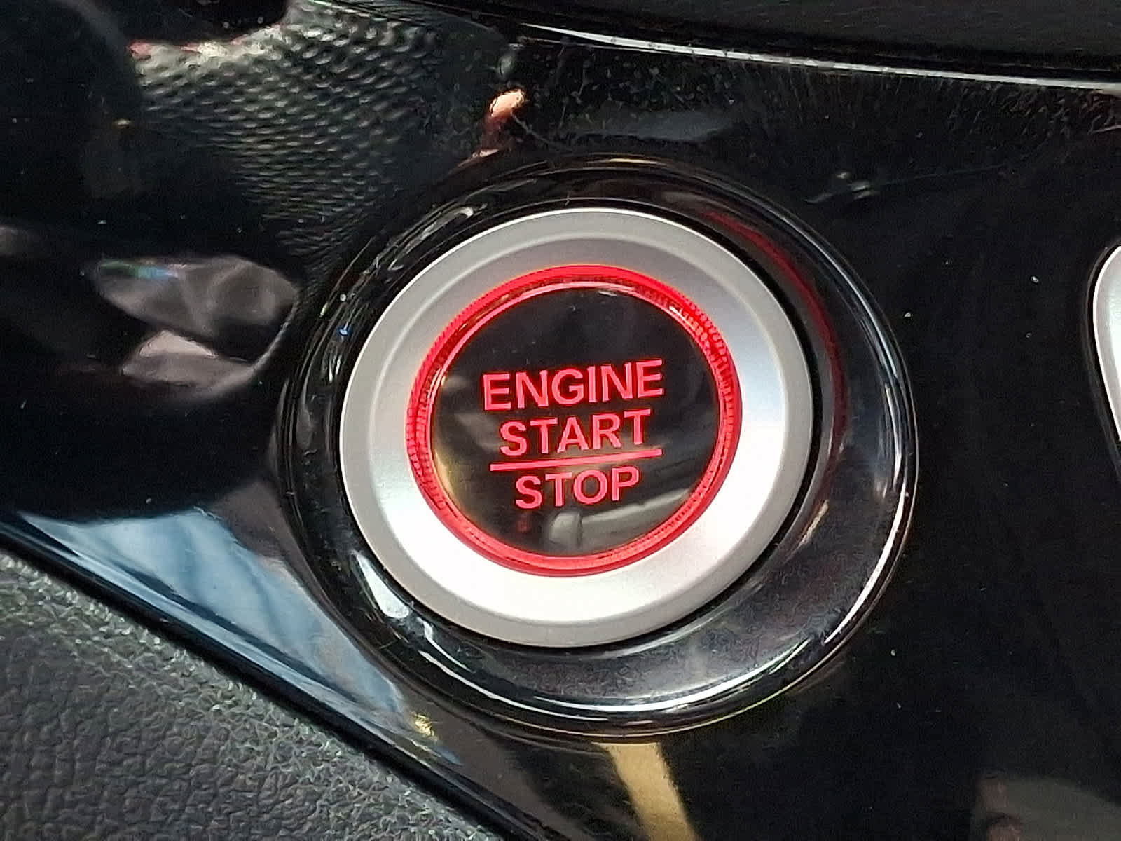 Certified 2025 Honda Ridgeline Black Edition image 24