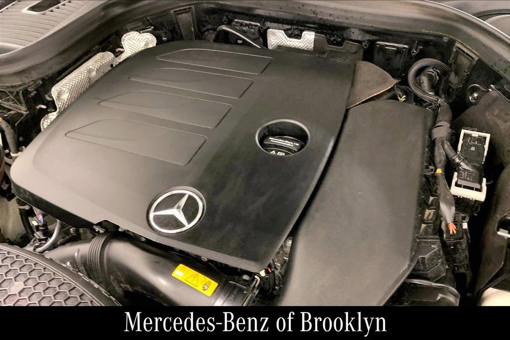 Used 2022 Mercedes-Benz GLC 300 4MATIC image 34