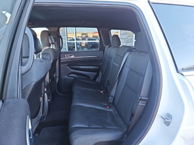 Used 2018 Jeep Grand Cherokee Laredo image 19