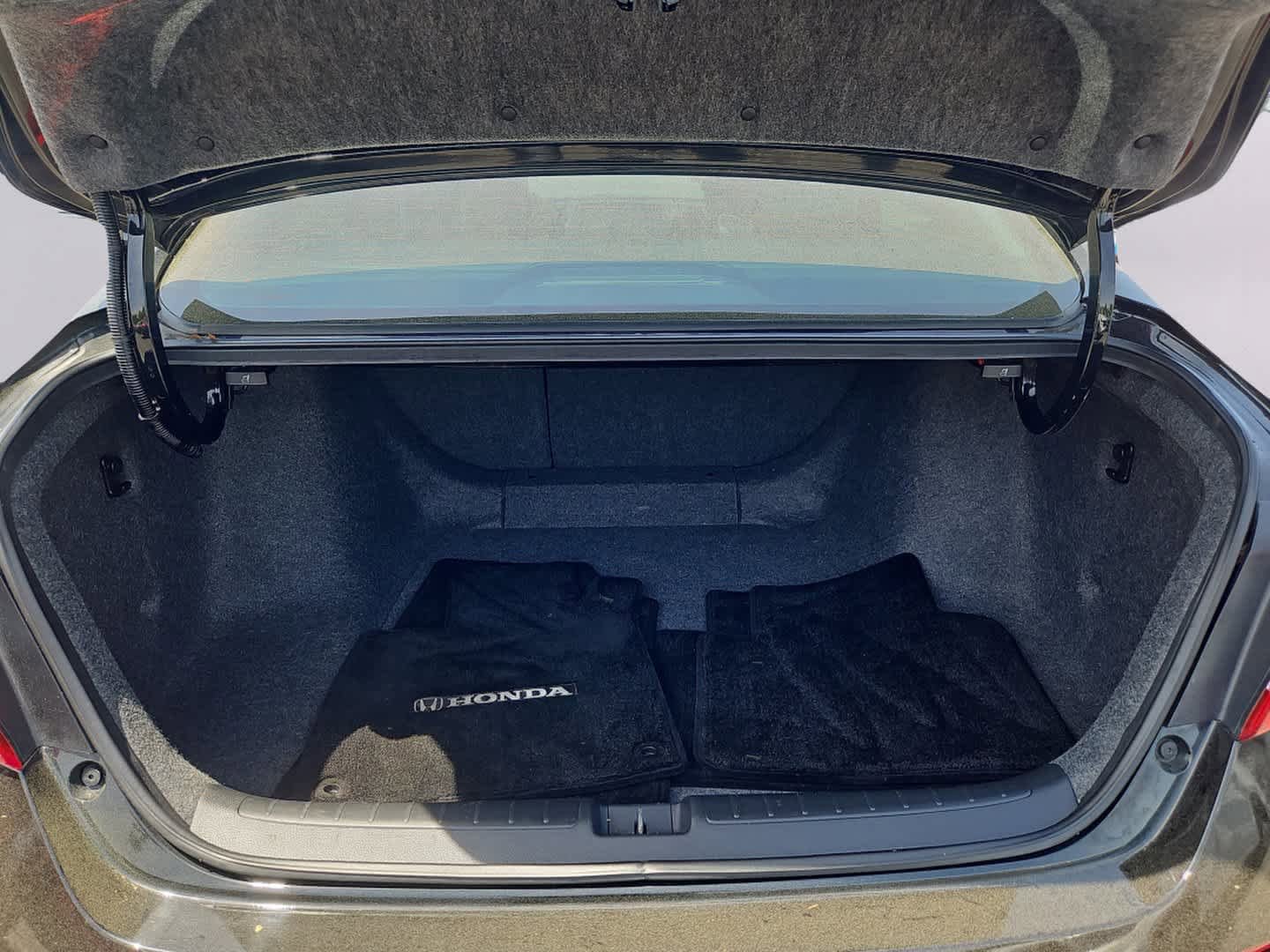 Certified 2019 Honda Accord EX image 28