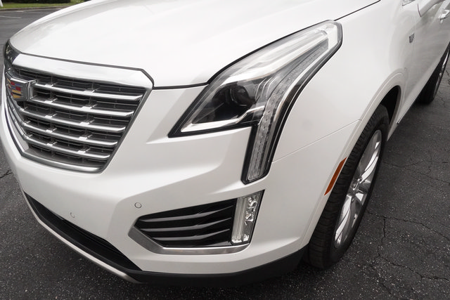Used 2017 Cadillac XT5 Platinum AWD/4WD image 30