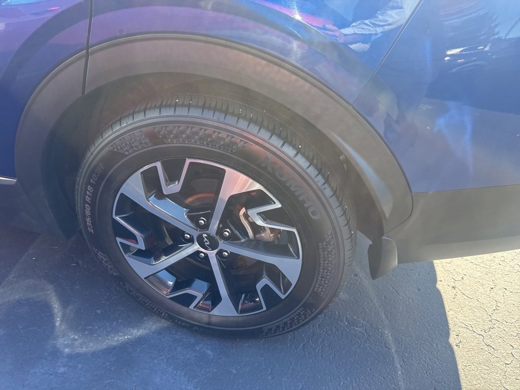 Used 2023 Kia Sportage EX image 24