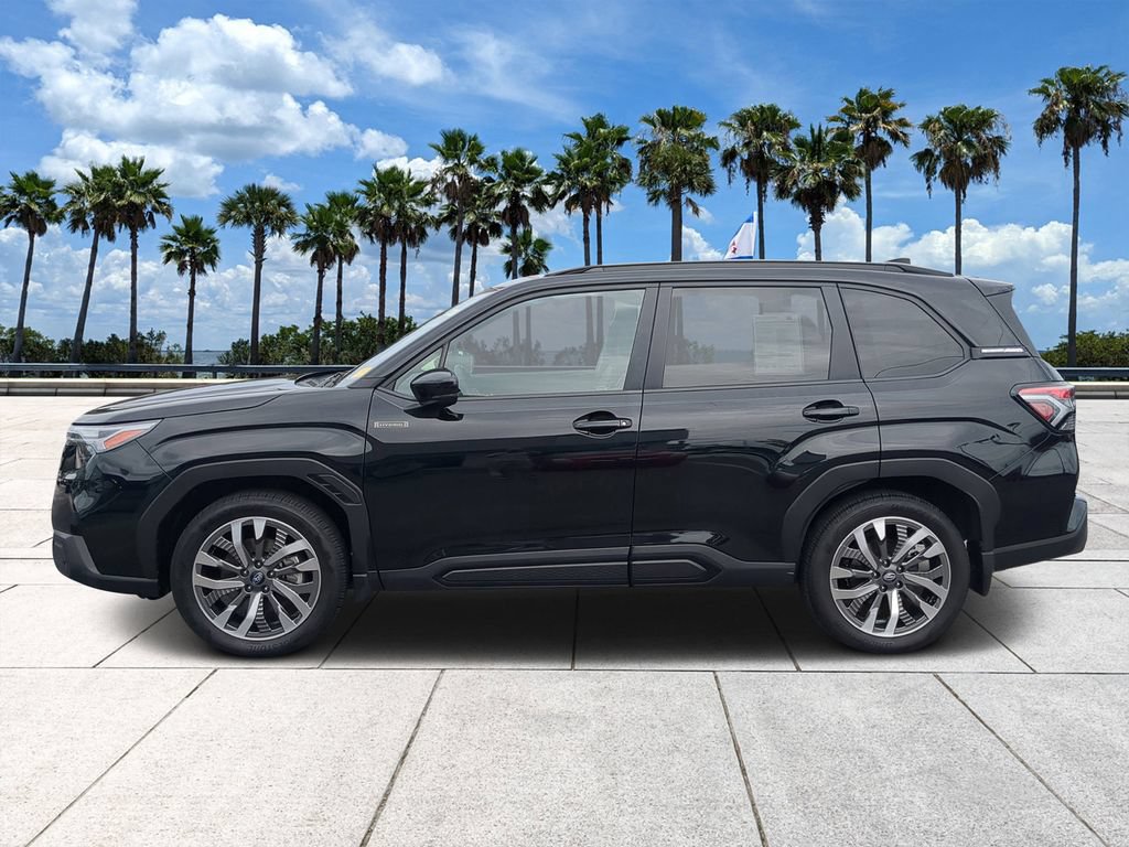 Certified 2025 Subaru Forester Touring AWD/4WD image 6