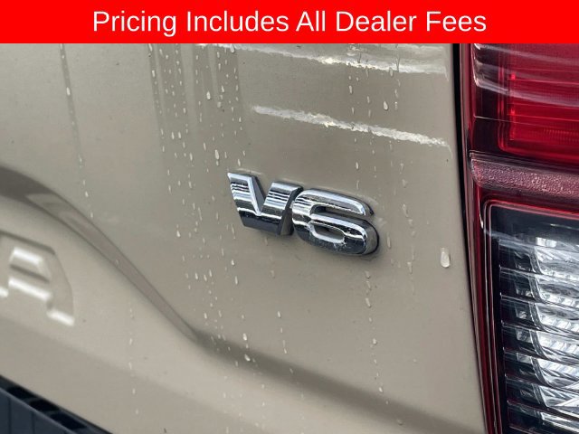 Used 2018 Toyota Tacoma TRD Off-Road AWD/4WD image 9