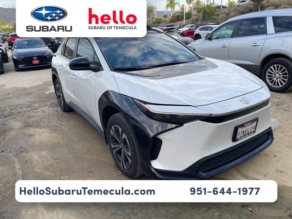 Used 2025 Toyota bZ4X AWD w/ Weather Package image 1