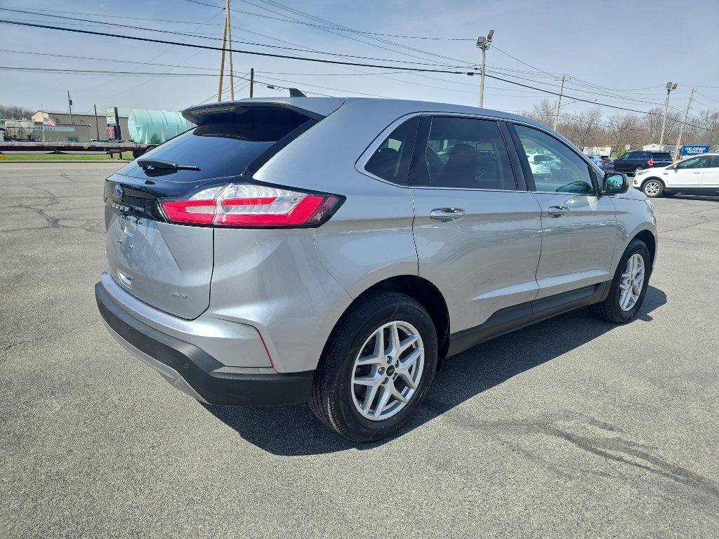 Used 2023 Ford Edge SEL AWD/4WD image 5