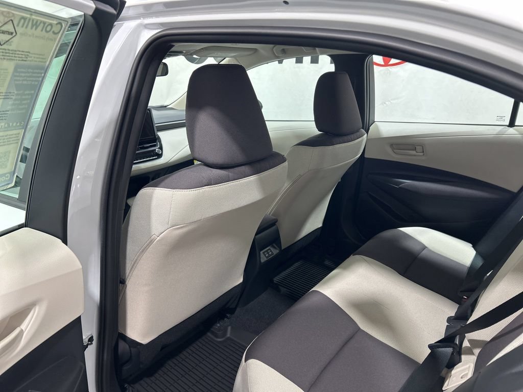 Used 2026 Toyota Corolla LE FWD image 16