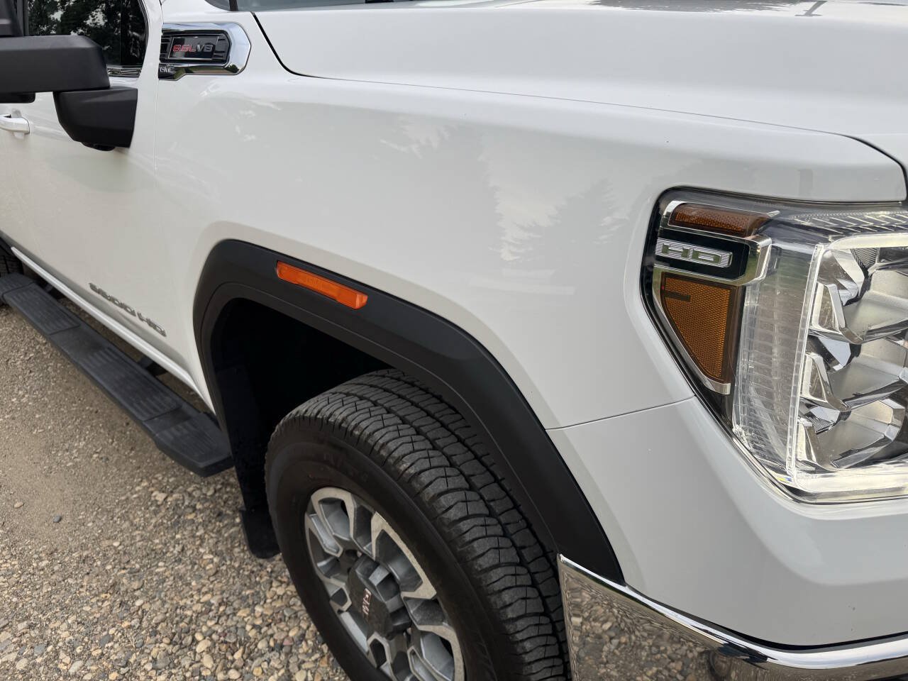Used 2022 GMC Sierra 2500 SLE w/ X31 Off-Road Package AWD/4WD image 33