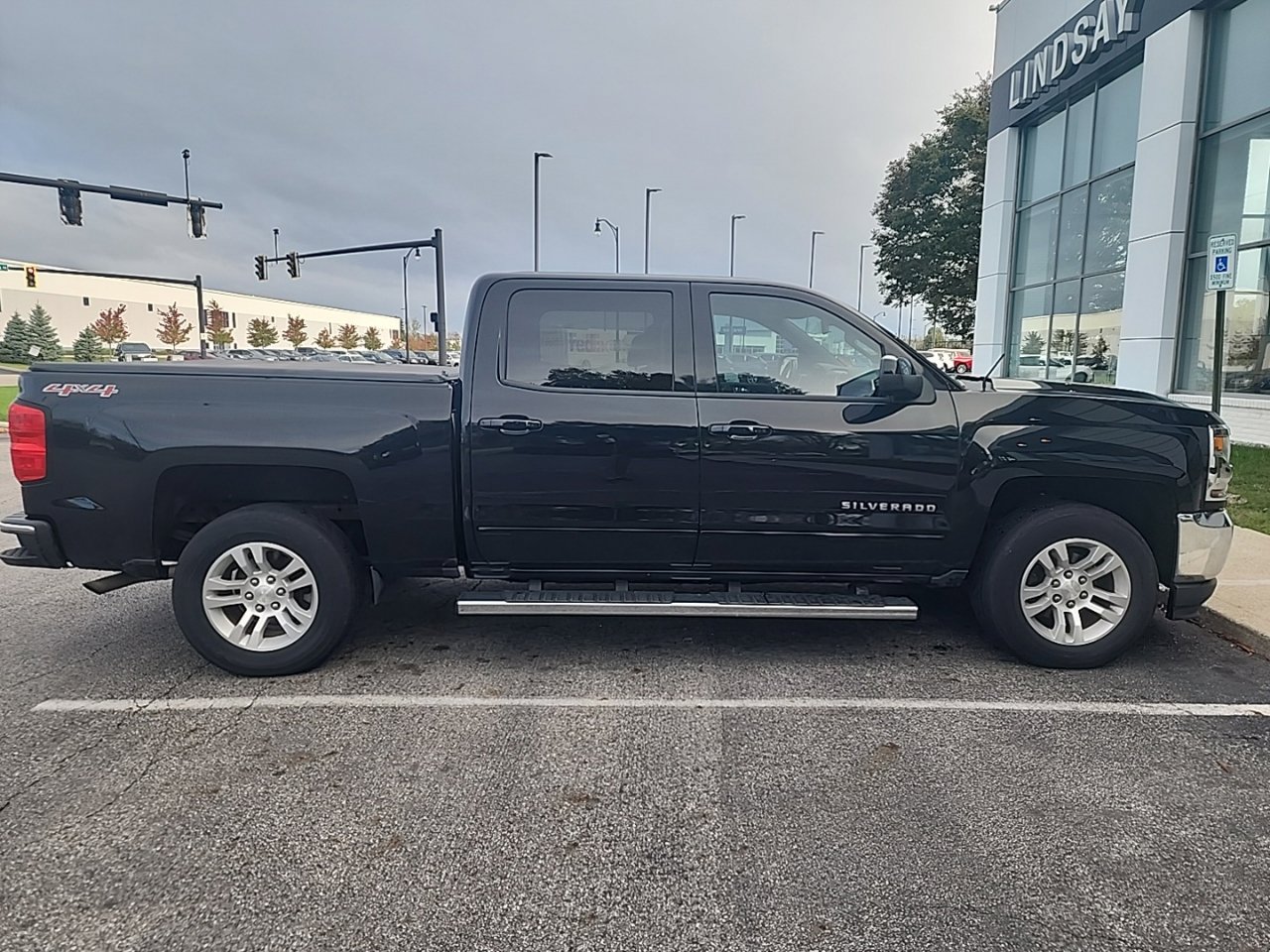 Used 2016 Chevrolet Silverado 1500 LT w/ All Star Edition AWD/4WD image 7