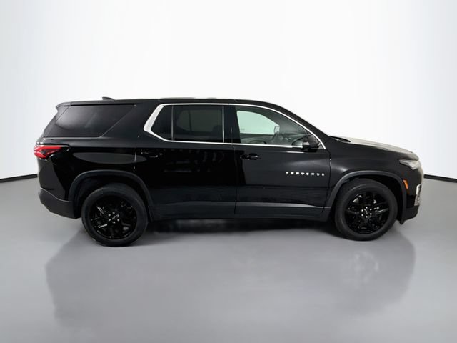 Used 2023 Chevrolet Traverse LS w/ LPO, Cargo Package FWD image 9