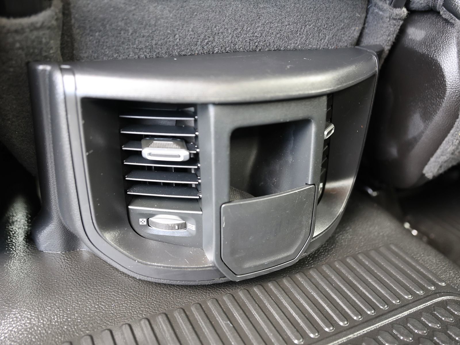 Used 2022 RAM 2500 Tradesman AWD/4WD image 25