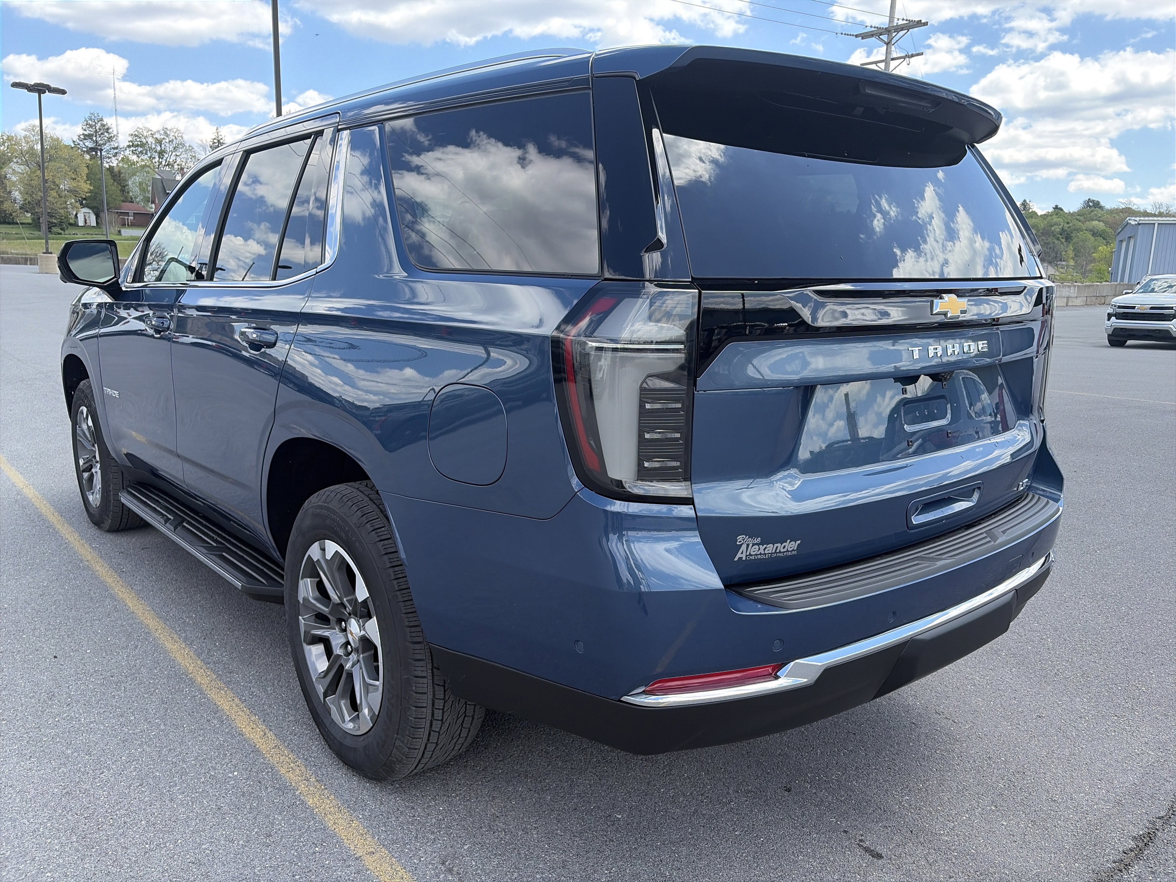 New 2026 Chevrolet Tahoe LT w/ Comfort Package AWD/4WD image 6