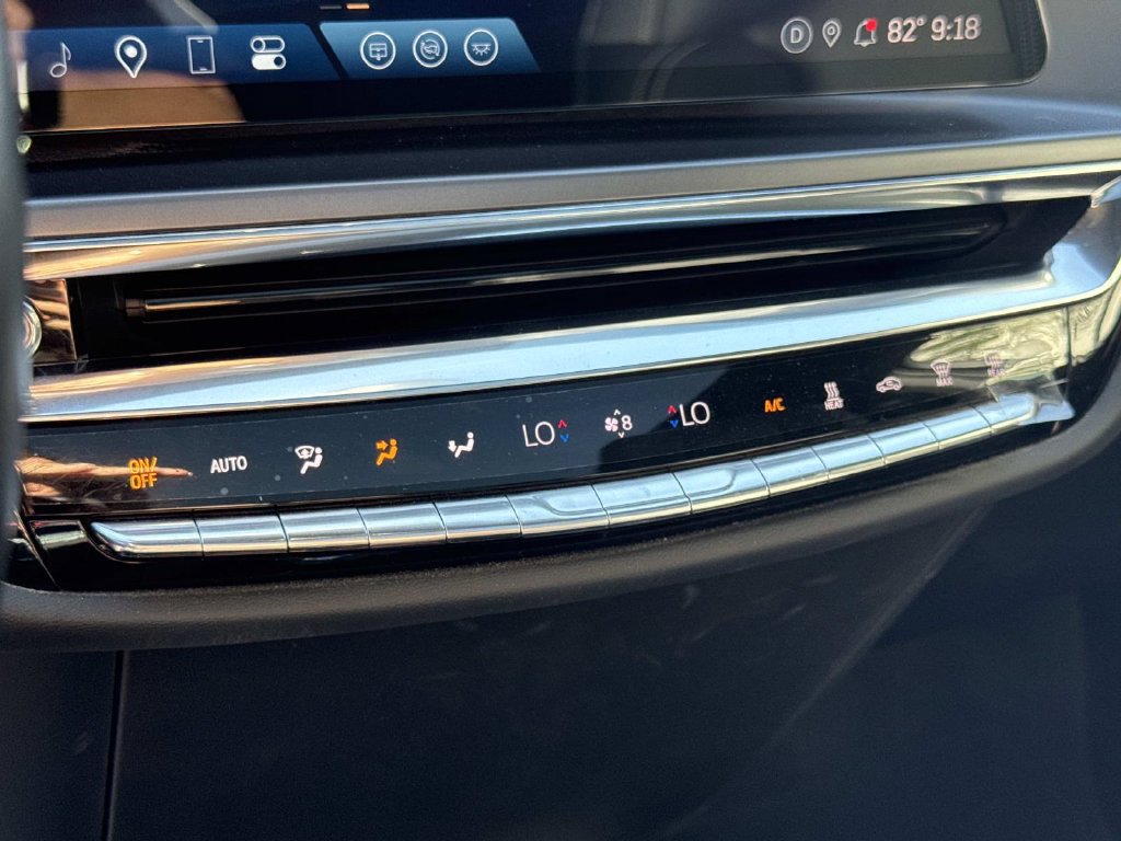 Used 2024 Cadillac Lyriq Tech RWD image 28