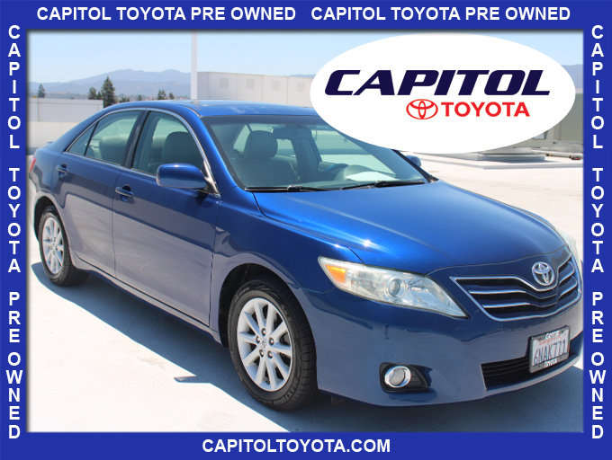 Used 2011 Toyota Camry XLE w/ XLE Extra-Value Pkg #2 FWD image 1