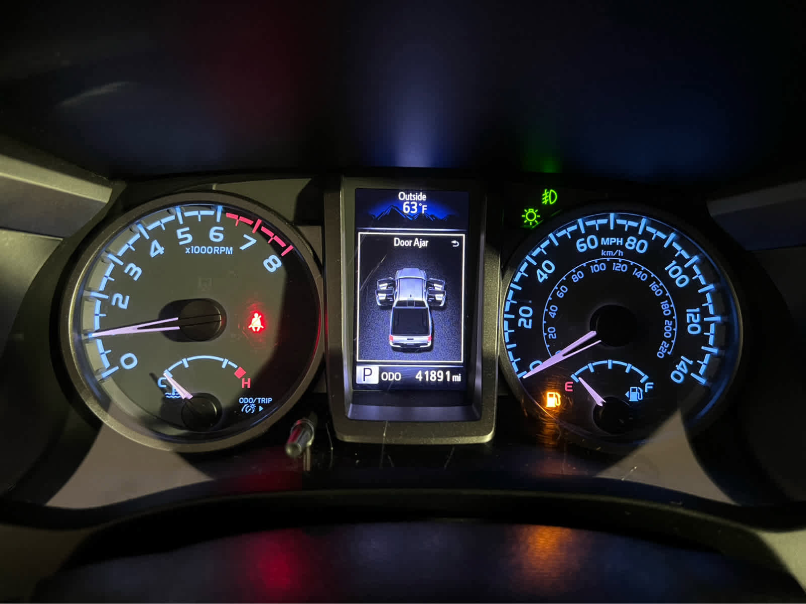 Used 2021 Toyota Tacoma TRD Off-Road w/ Technology Package image 14