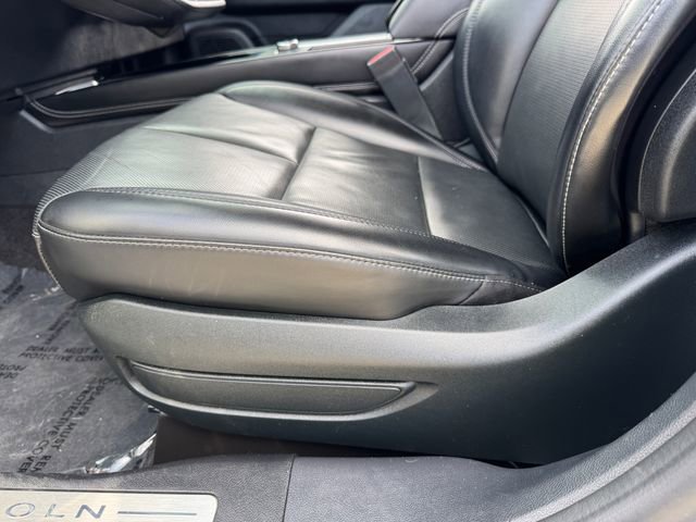 Used 2022 Lincoln Corsair AWD w/ Premium Package image 15