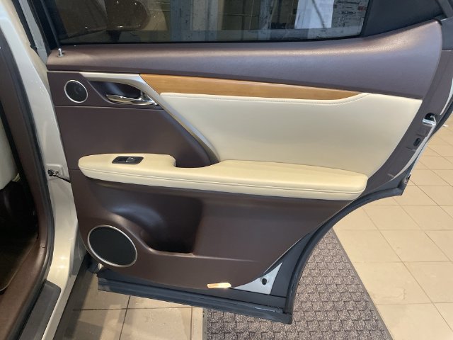 Used 2020 Lexus RX 450h AWD w/ Premium Package image 37