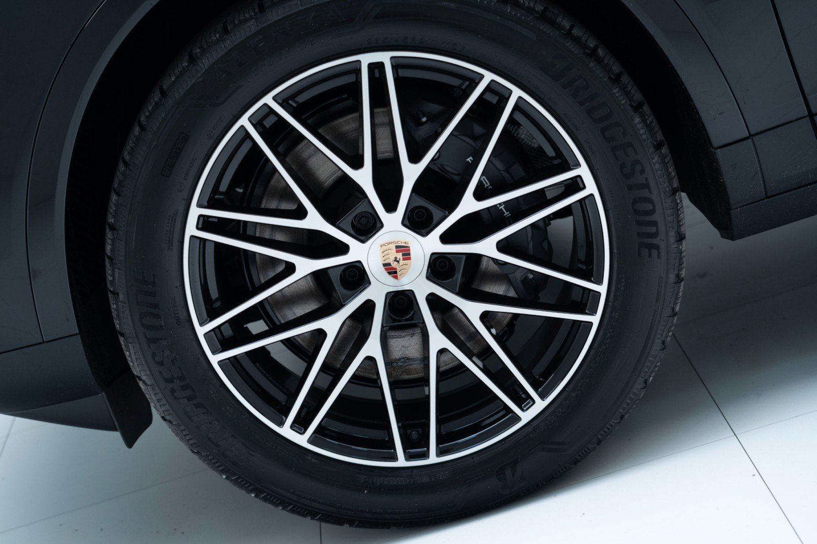 New 2026 Porsche Cayenne Coupe image 12