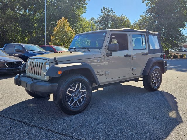 Used 2018 Jeep Wrangler Unlimited Sport w/ Connectivity Group AWD/4WD image 3