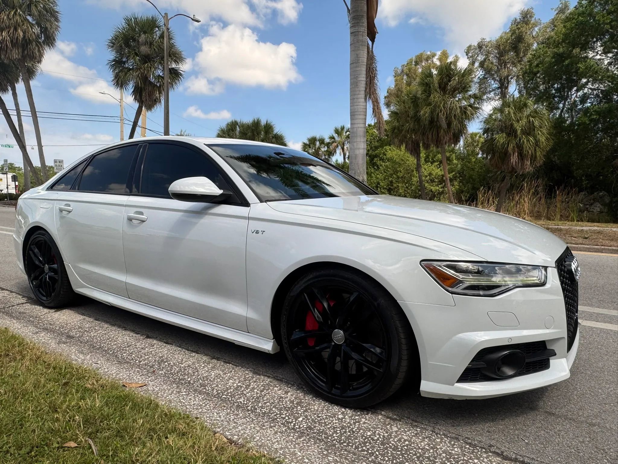Used 2018 Audi S6 Premium Plus w/ S Sport Package AWD/4WD image 6