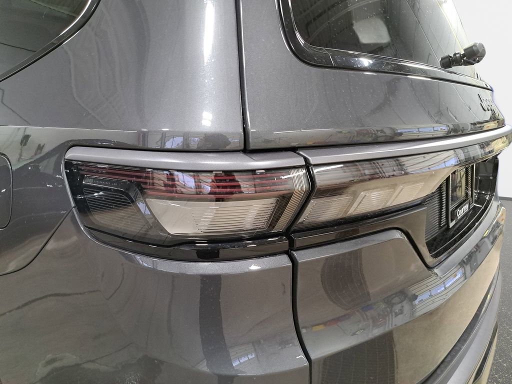 New 2026 Jeep Grand Wagoneer Limited w/ Premium Group II image 32