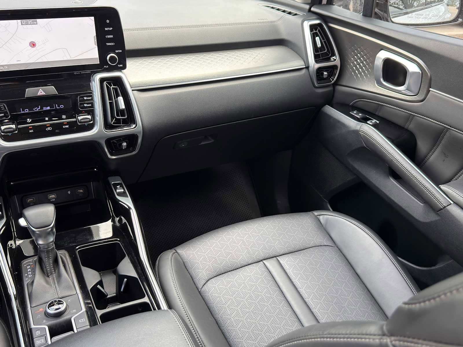 Certified 2023 Kia Sorento SX image 23