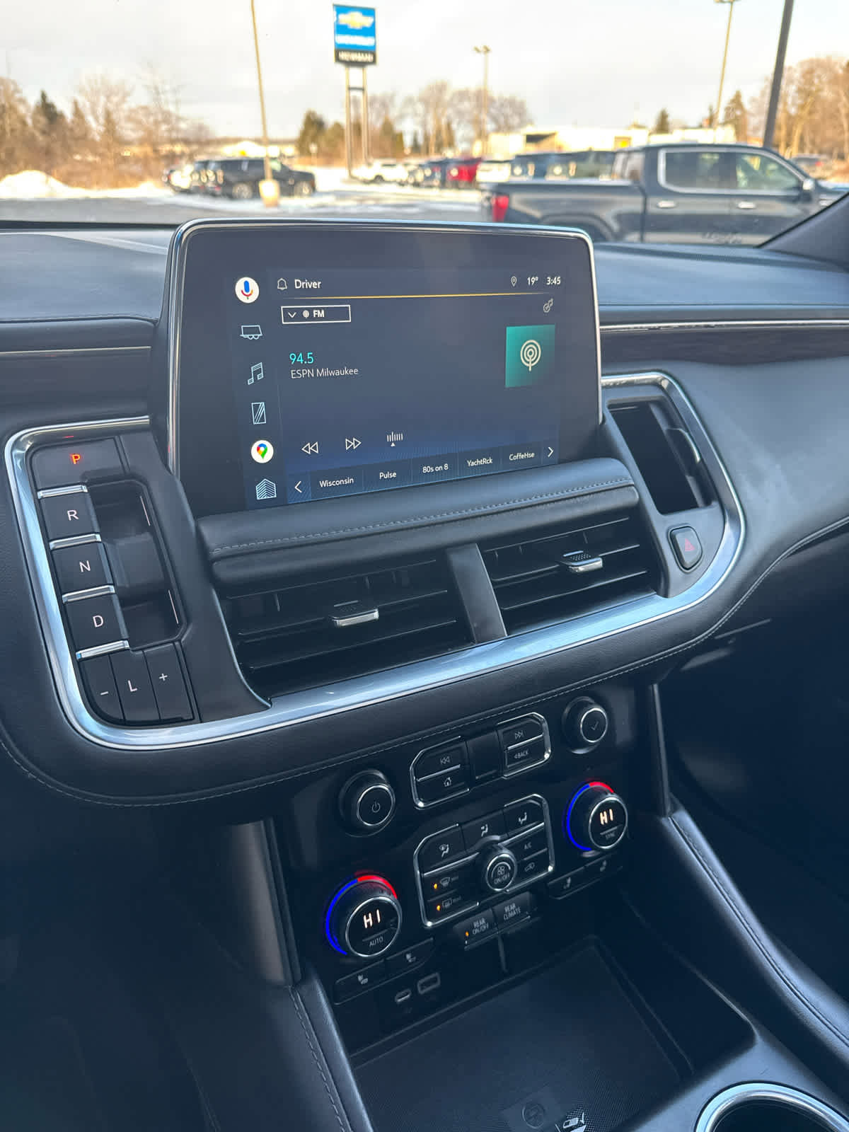 Used 2022 Chevrolet Tahoe Z71 w/ Z71 Off-Road Package image 14