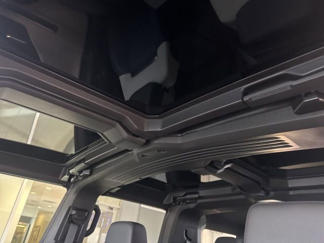 New 2026 GMC Hummer EV SUV image 23