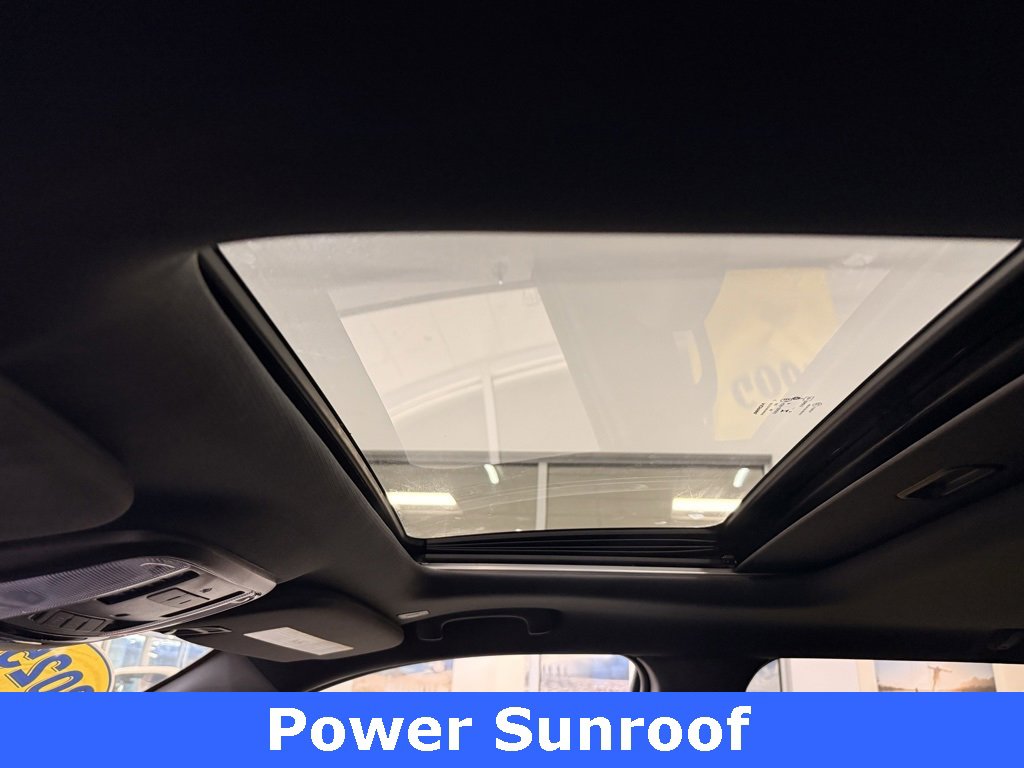 Used 2025 Dodge Durango GT image 29