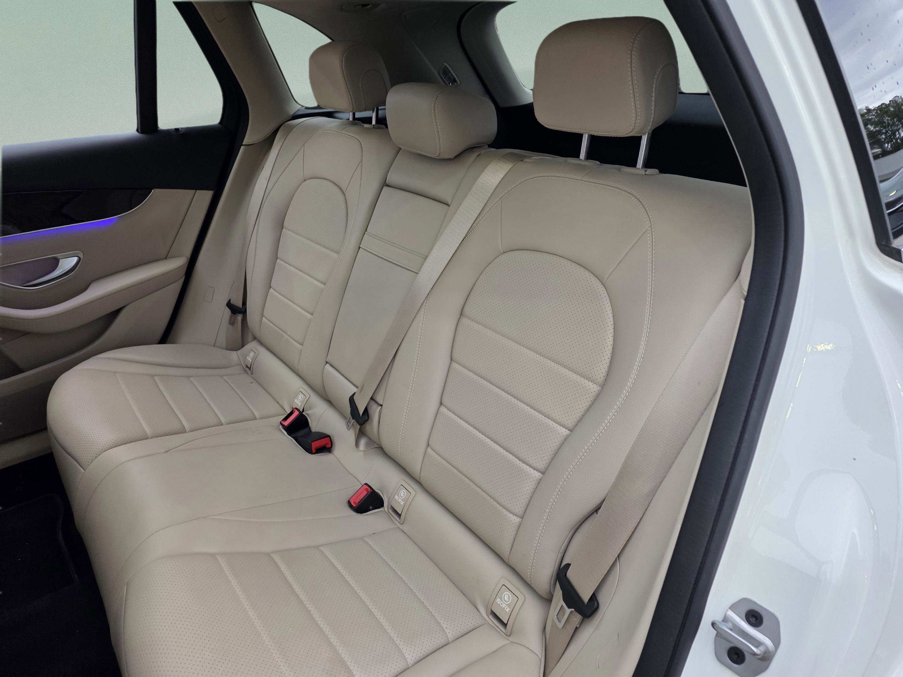 Used 2022 Mercedes-Benz GLC 300 image 24