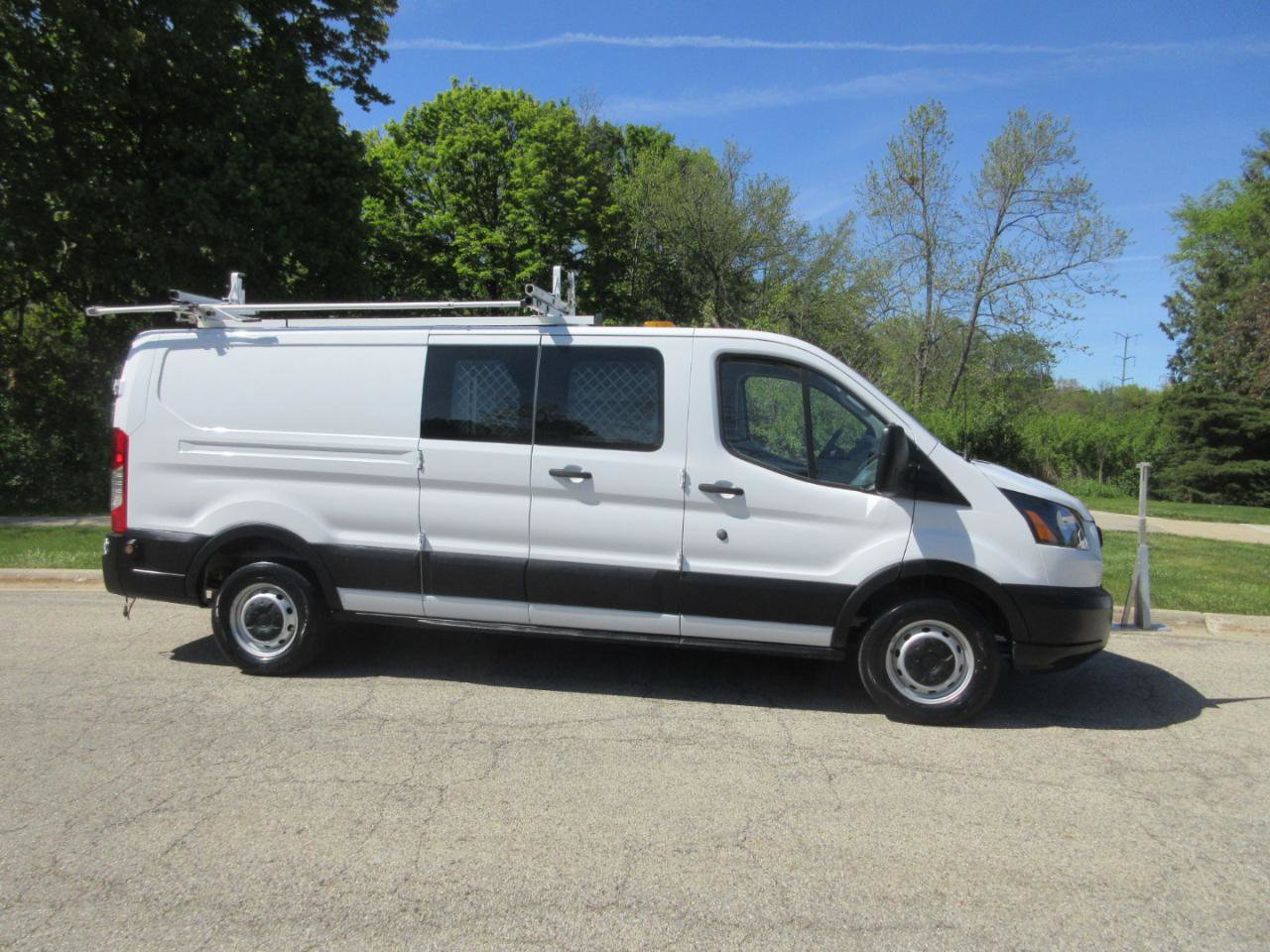 Used 2019 Ford Transit 250 148 Low Roof w/ Interior Upgrade Package RWD image 6