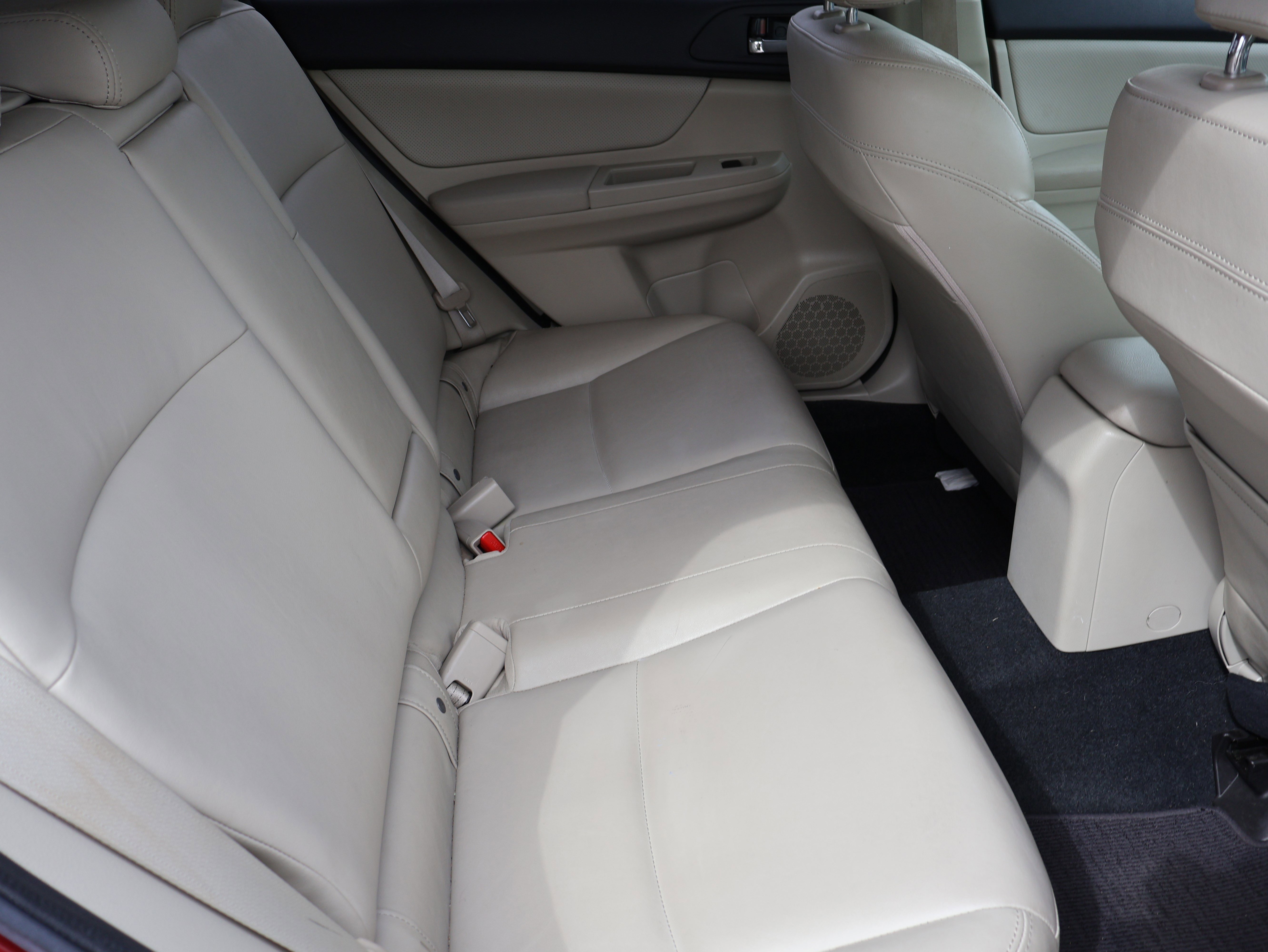 Used 2013 Subaru Crosstrek 2.0i Limited image 13